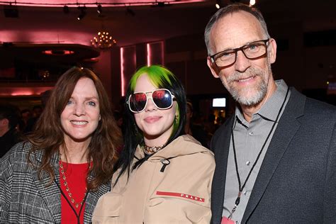 billie eilish chanel 2019 with parents|billie eilish children.